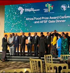 H.E Hailemariam Dessalegn (Former Prime Minister of Ethiopia), Dr. Eduardo Ngirente Prime Minister of Rwanda (representing H.E Paul Kagame), H.E Goodluck Jonathan (Former President of Nigeria),H.E Dr. Ibrahim Assane Mayaki (Former Prime Minister of Niger & African Union Special Envoy for Food Systems) H.E President Agnes Kalibata (President of AGRA) & Hon. Dr. Anxious Jongwe Masuka